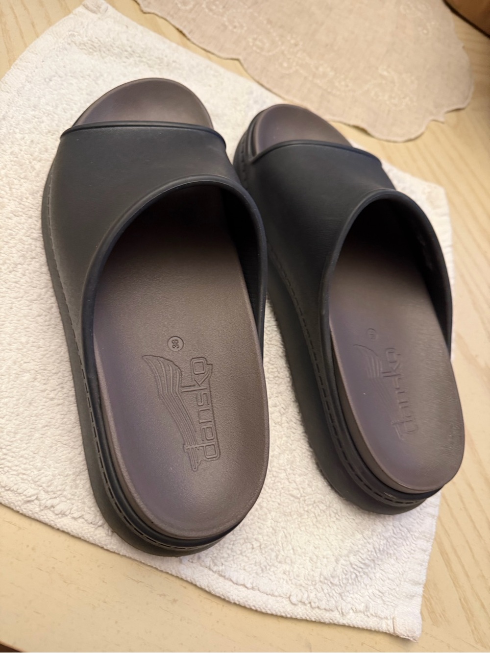 Dansko Black Slide Clogs Waterproof